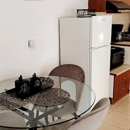 Purple Spot Apartment *
