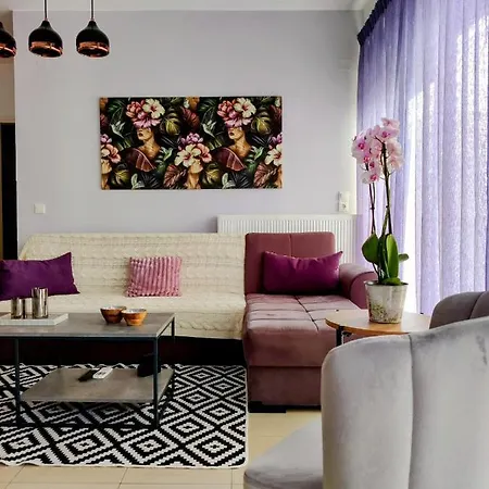 Purple Spot Apartment
