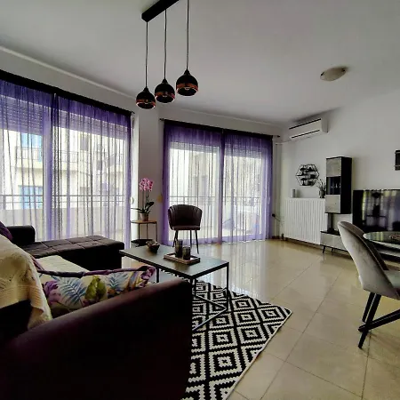 Apartment Purple Spot